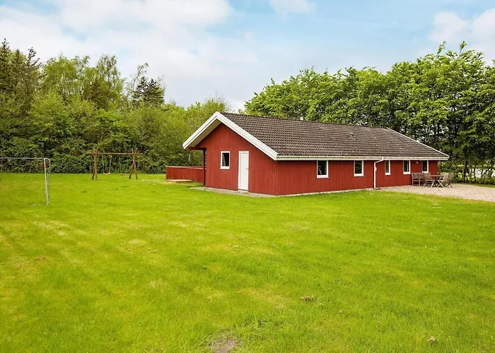 12 Person In Nordborg